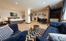 Servus-Apartments Direkt In Der City Nah Am Wasser Netflix